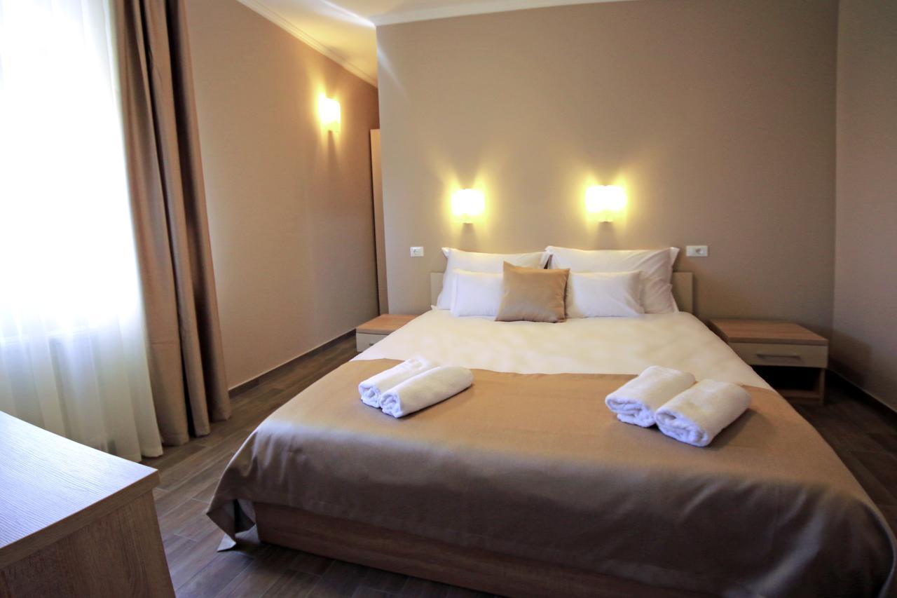 B&B Ave Maria Vrpolje ภายนอก รูปภาพ